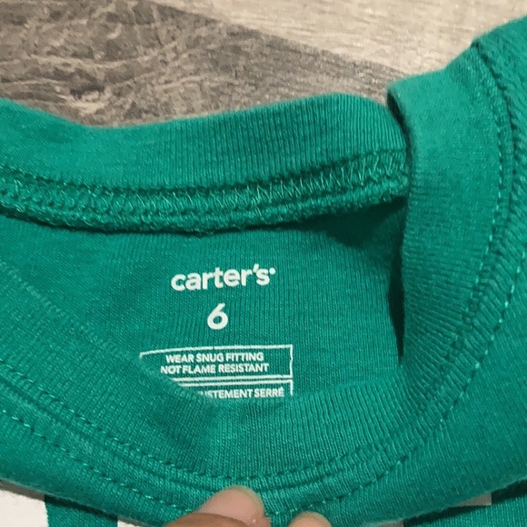 Carter’s Dino pjs - Picture 3 of 4